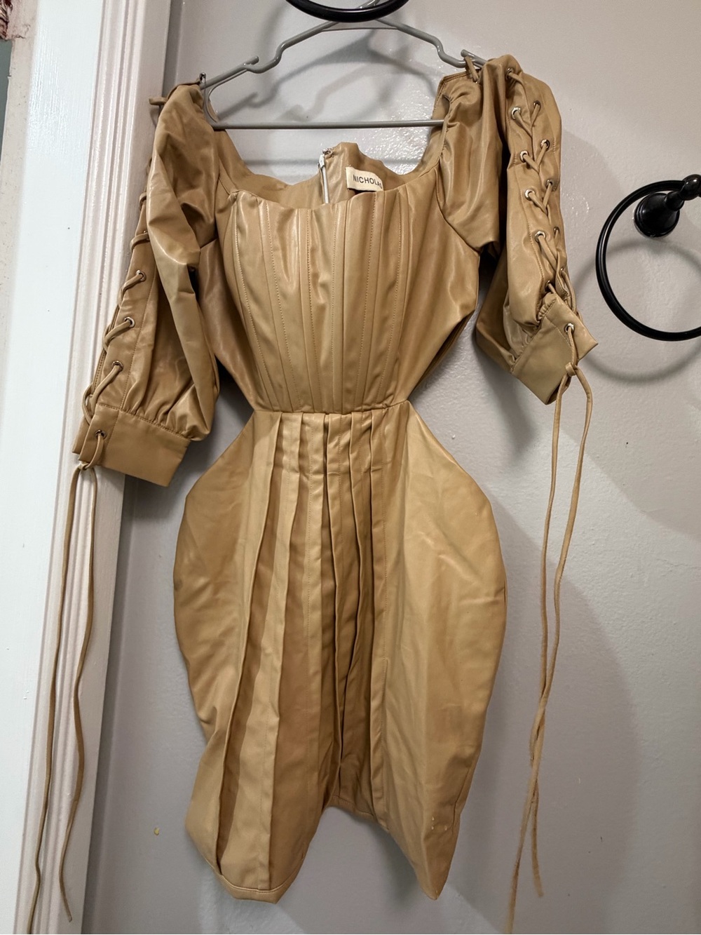 NICHOLAS Tan Lace-Up Puff Sleeve Pleated Midi Dress